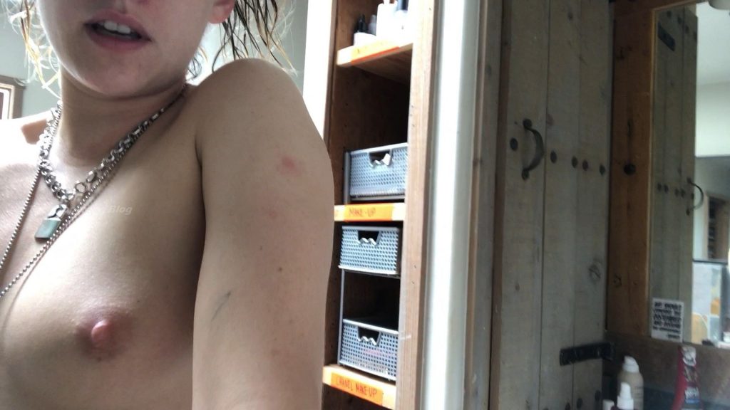 Photos leaked nude kristen stewart Kristen Stewart
