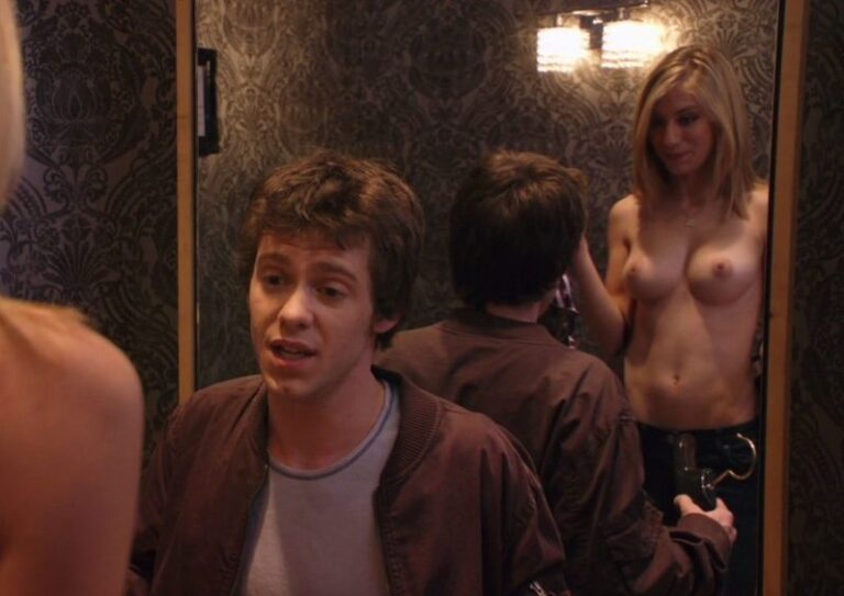 Topless Jennifer Holland screencaps from American Pie Presents: The Book of...