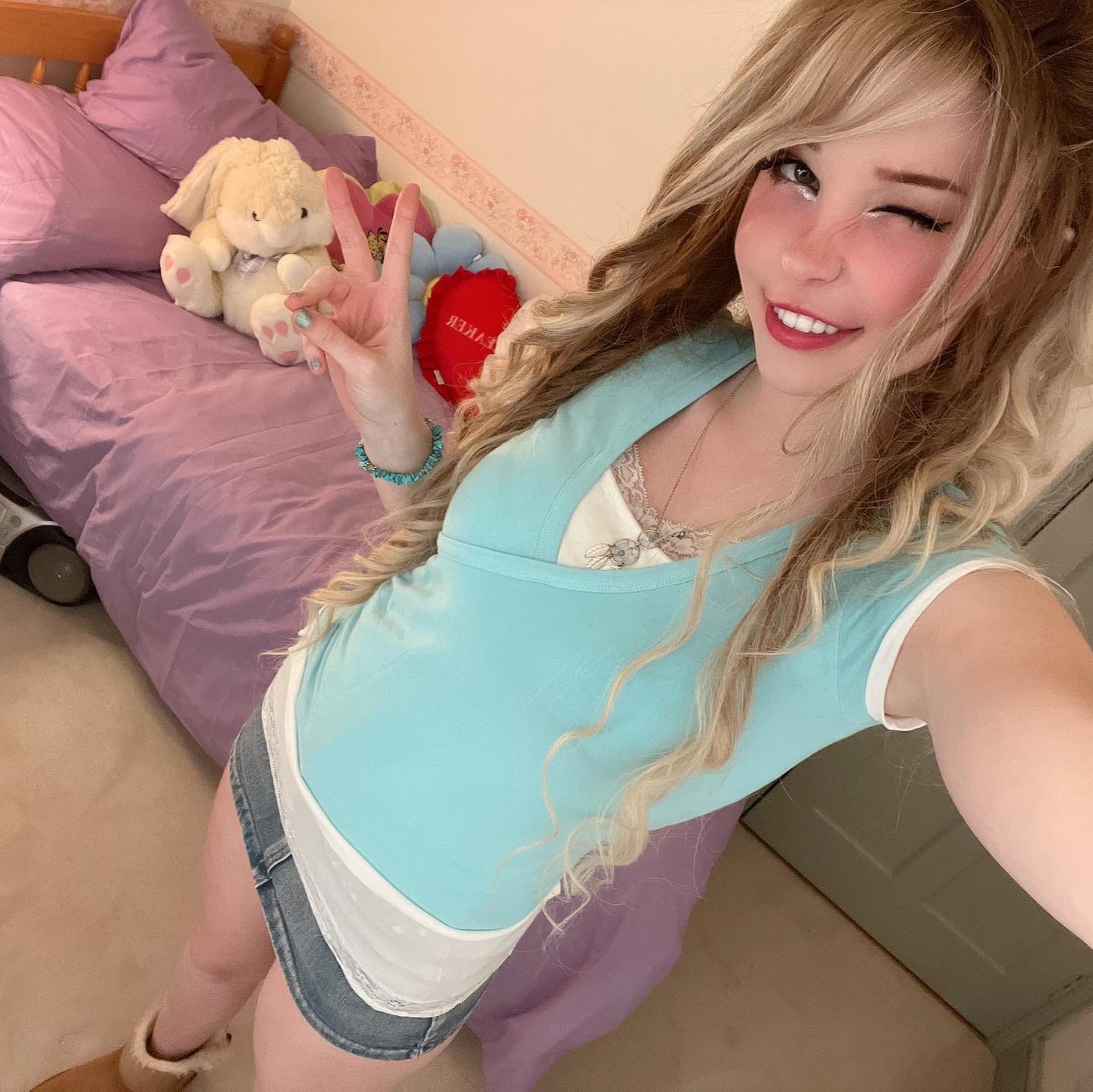 Belle Delphine / belledelphine Nude OnlyFans Leaks 7