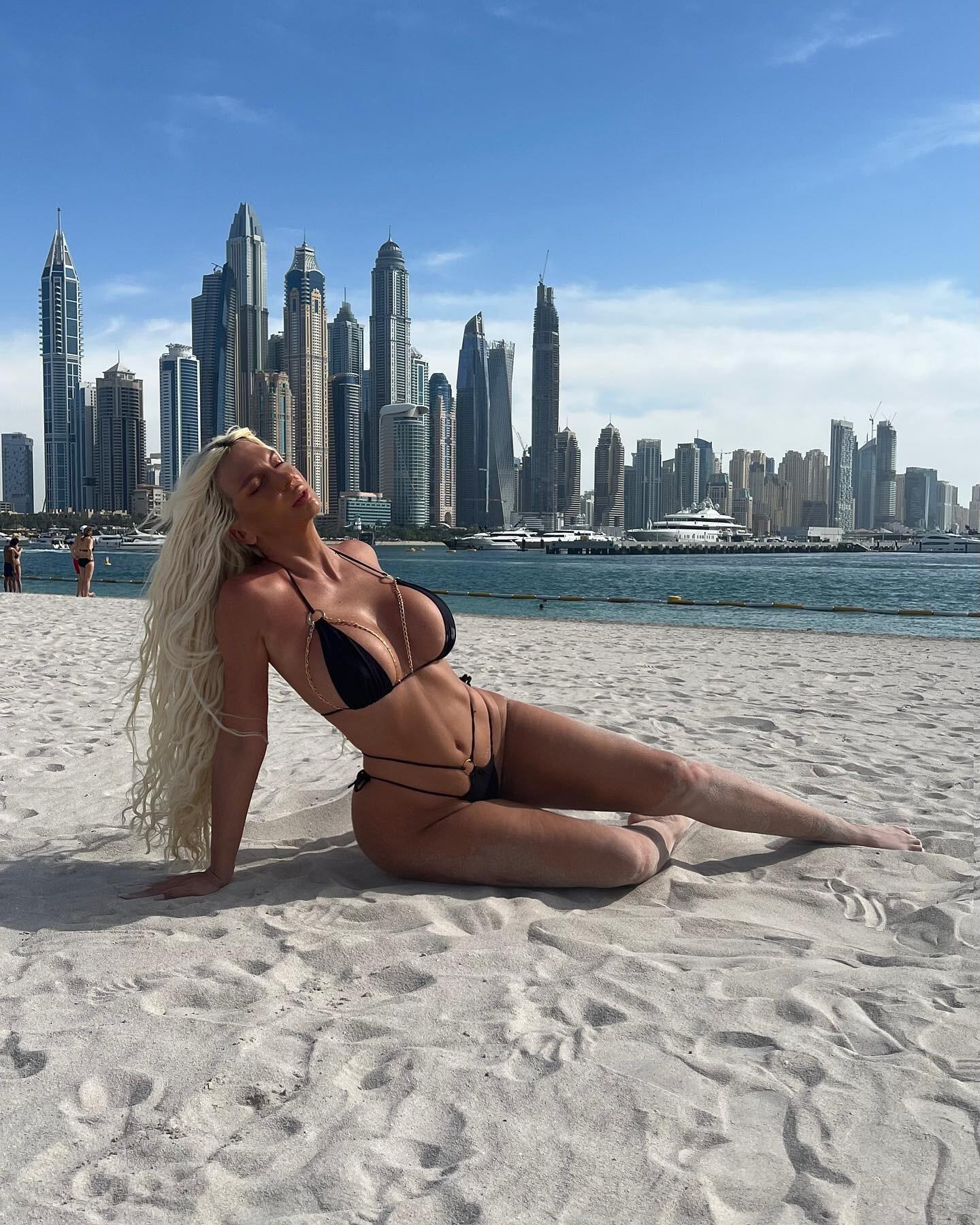 Jelena Karleusa / karleusa Nude OnlyFans Leaks 4