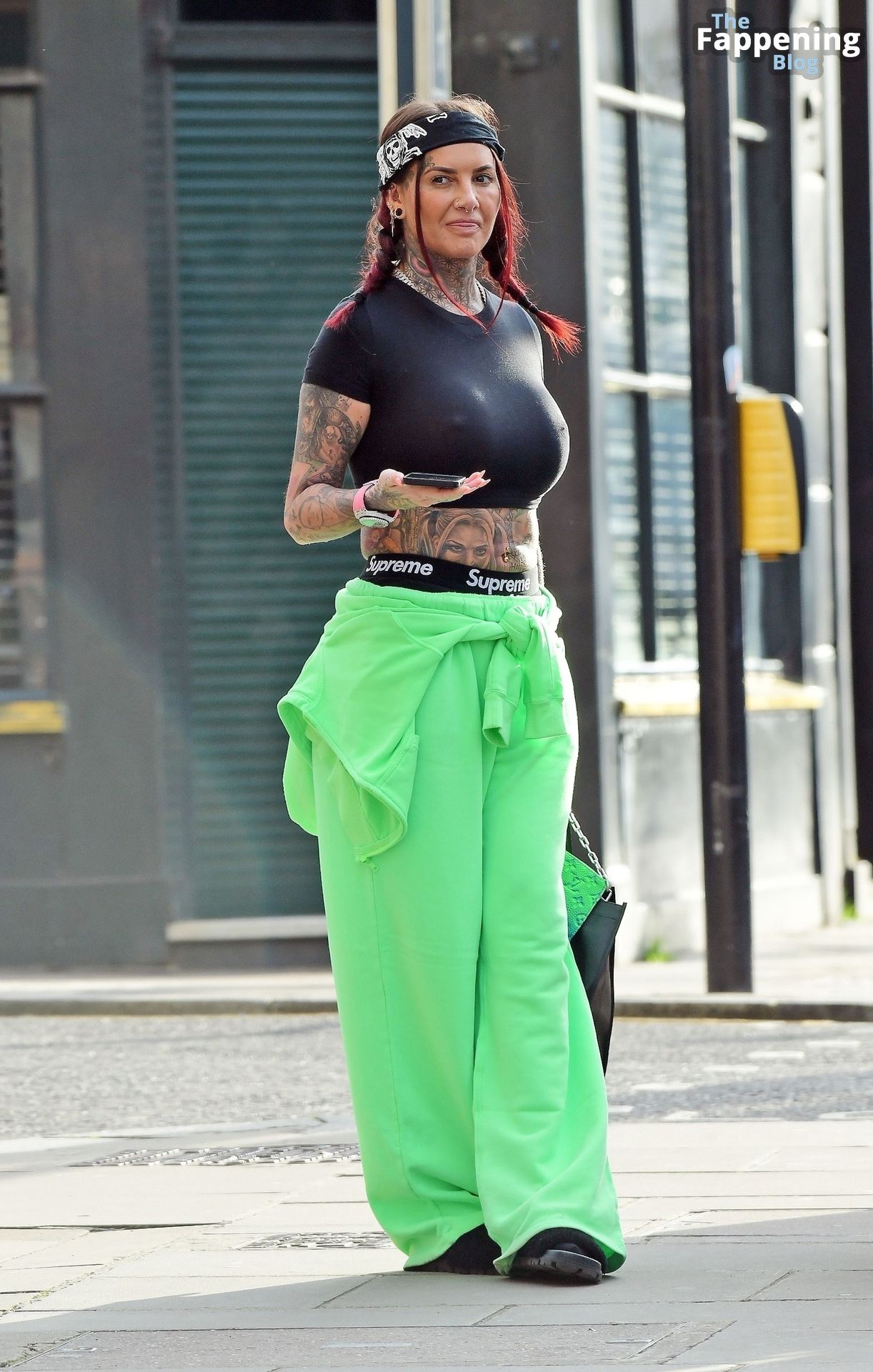 Jemma Lucy Shows Off Her Sexy Boobs Spotted Out With A Friend Out In Londons Notting Hill 27