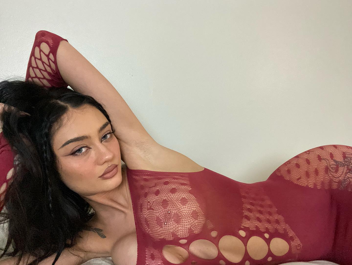 Madylina Renee / lyina777 Nude OnlyFans Leaks 4