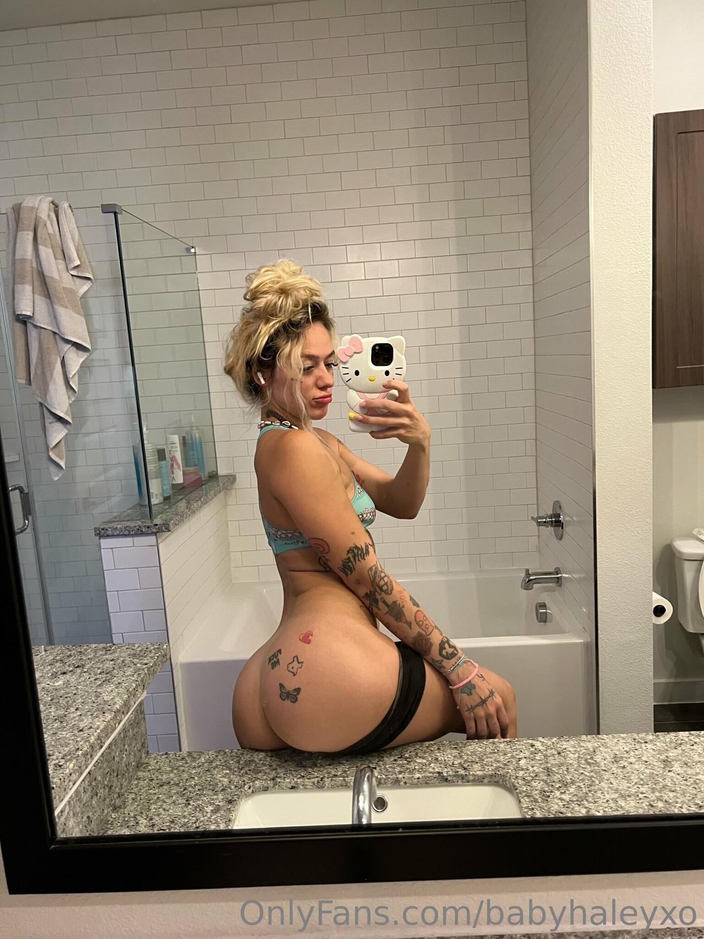 Babyhaleyxo / babyhaleyxx Nude OnlyFans Leaks 9