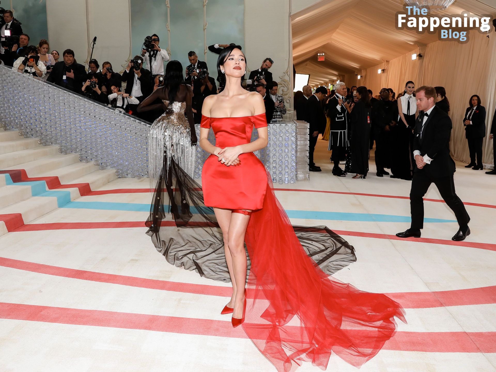 Kelsey Asbille Chow Shows Off Her Cleavage at the 2023 Met Gala (19