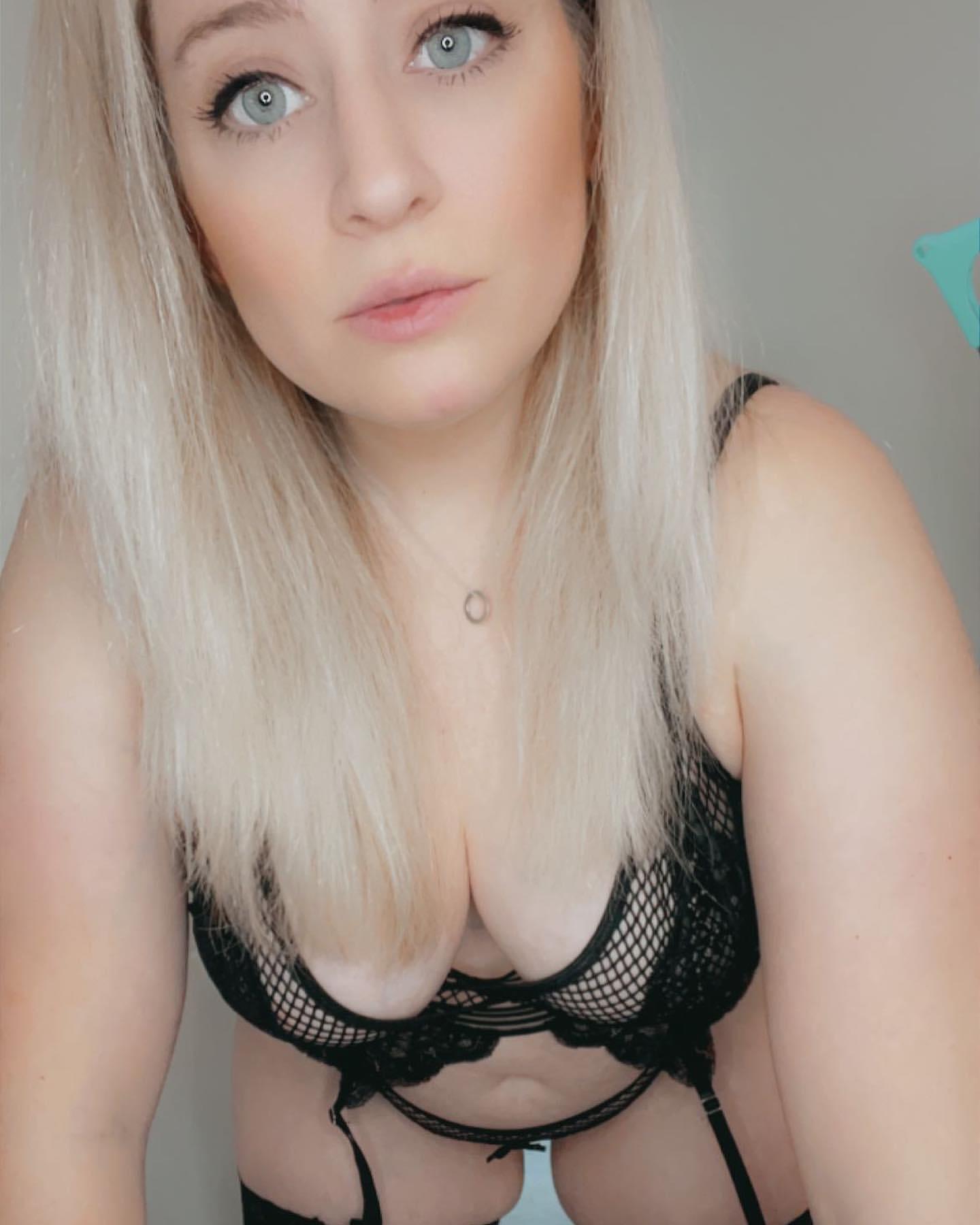 lottielushloves Nude OnlyFans Leaks 15