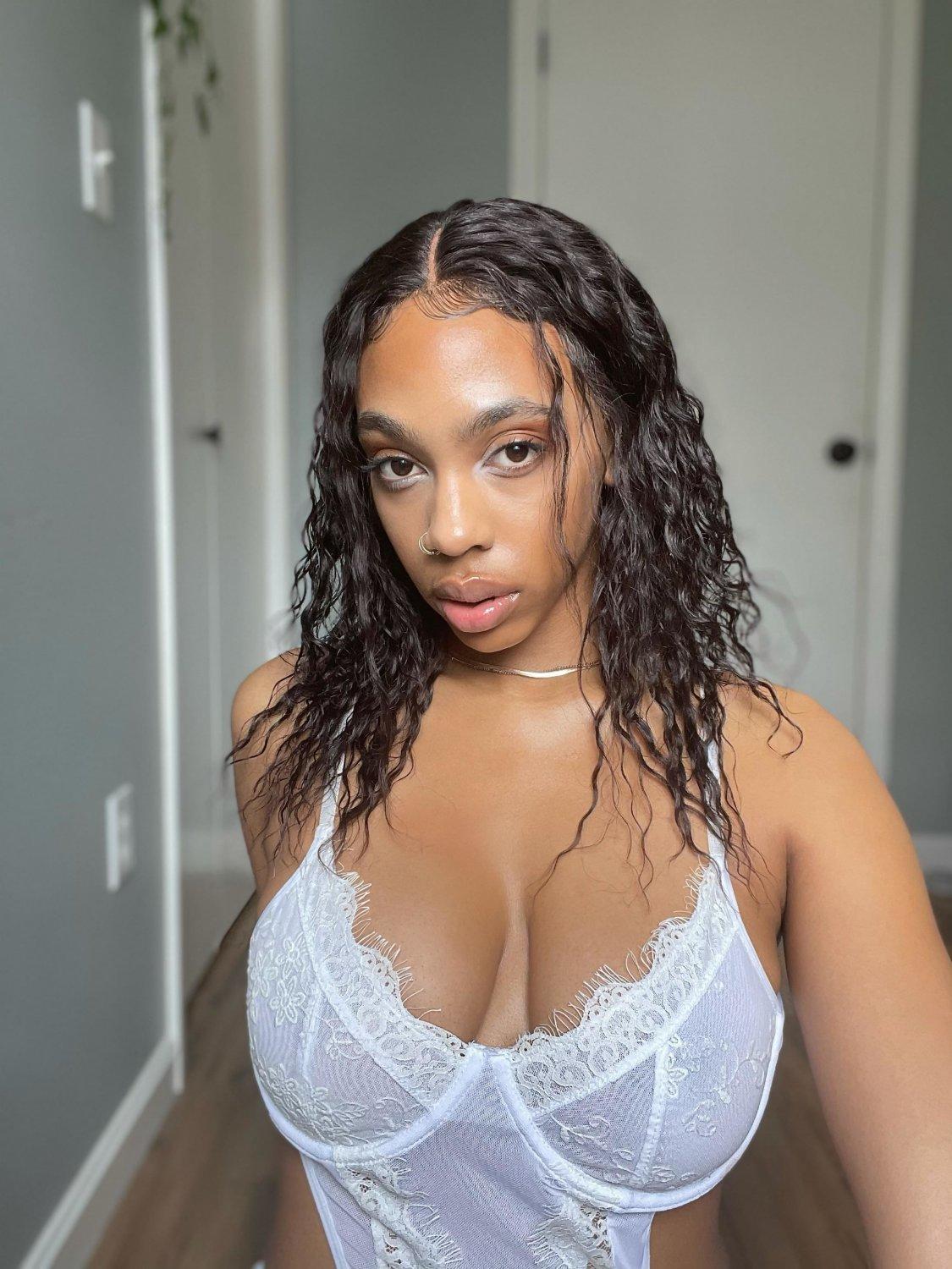 Sydney Celeste / sydneyce Nude OnlyFans Leaks 19