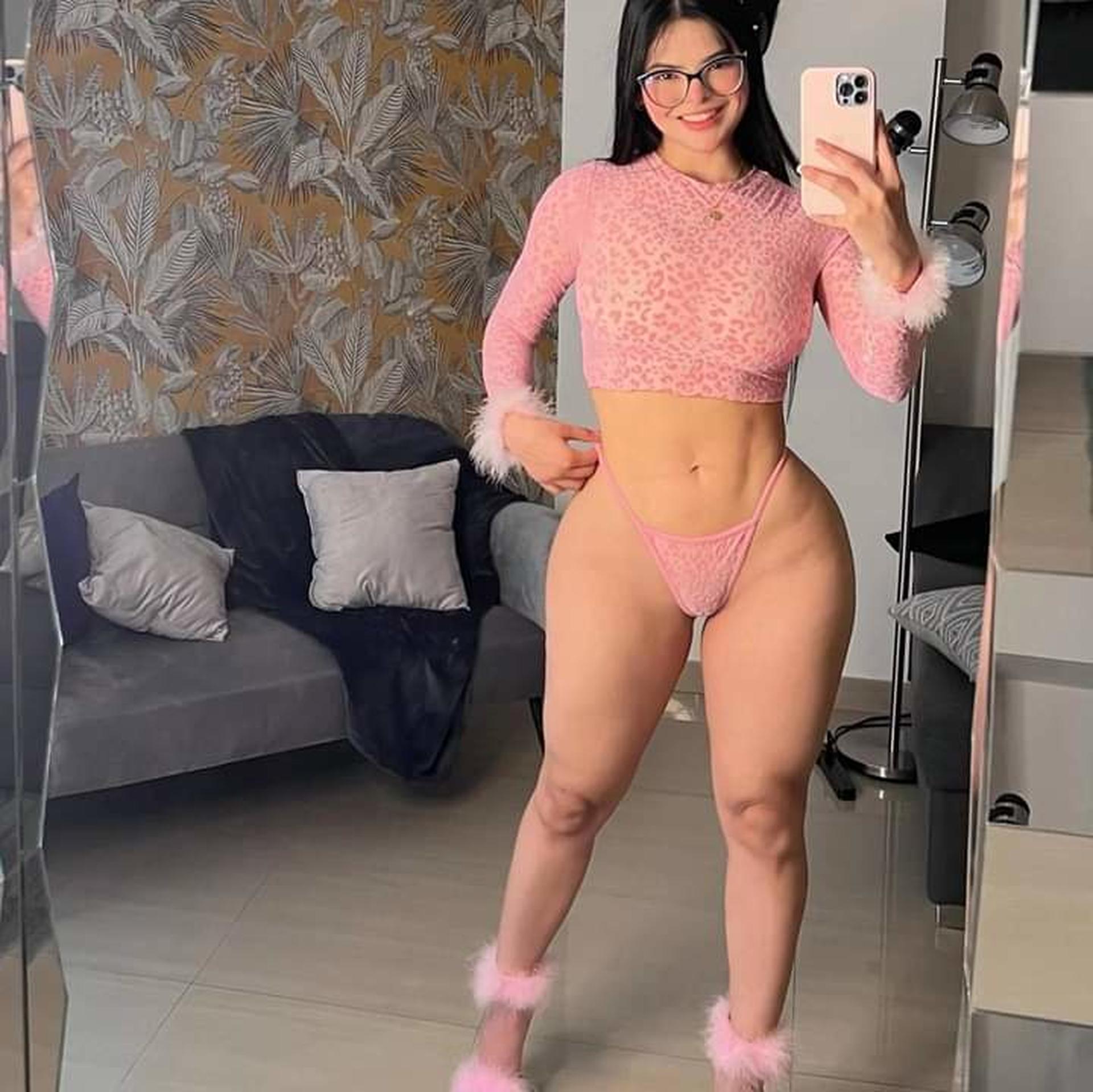 Kimberly Delagdo Alvarez / kimberlyrdelgadoa Nude OnlyFans Leaks 21