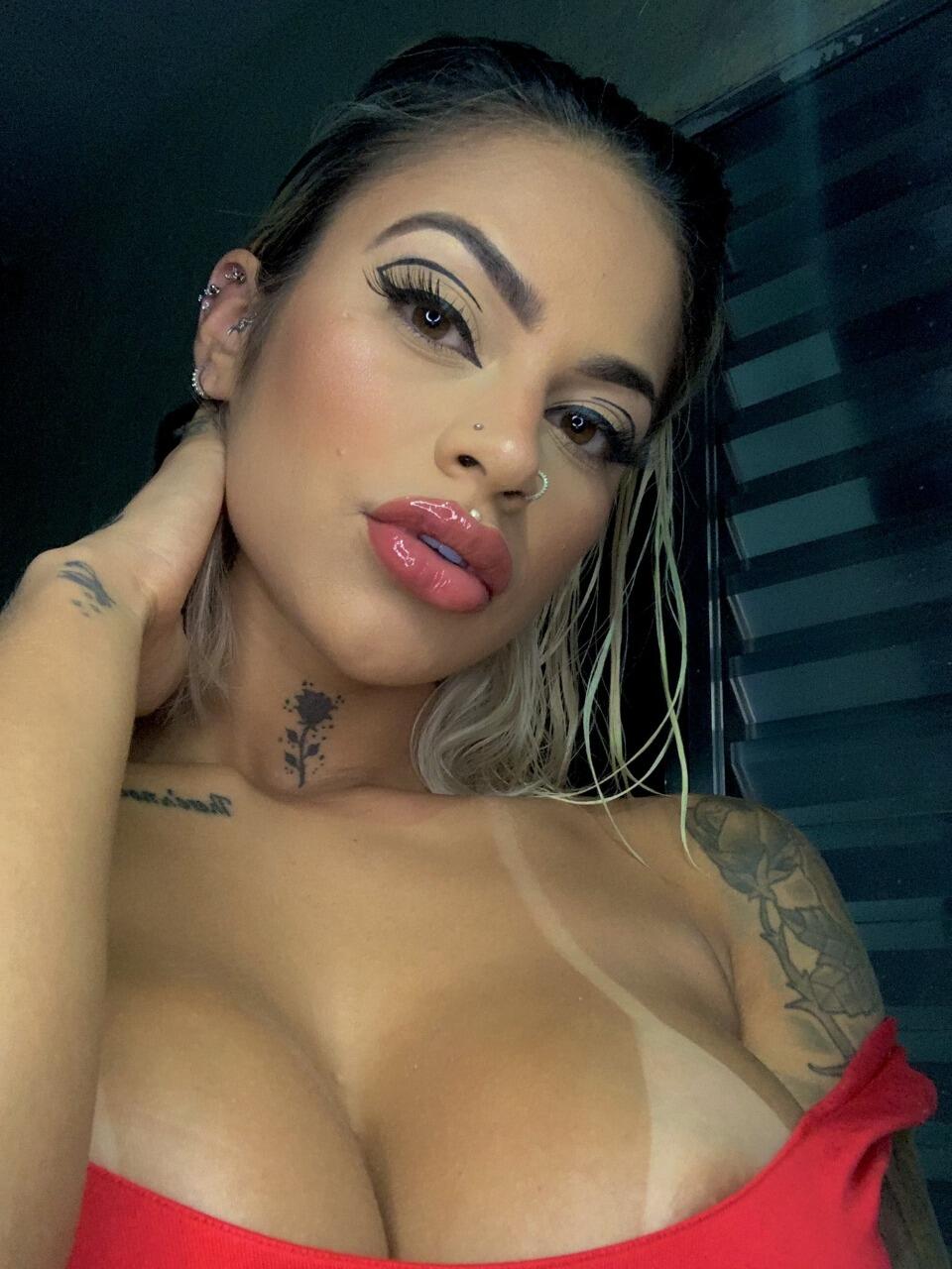 Barbimayyy / baranaismar Nude OnlyFans Leaks 1