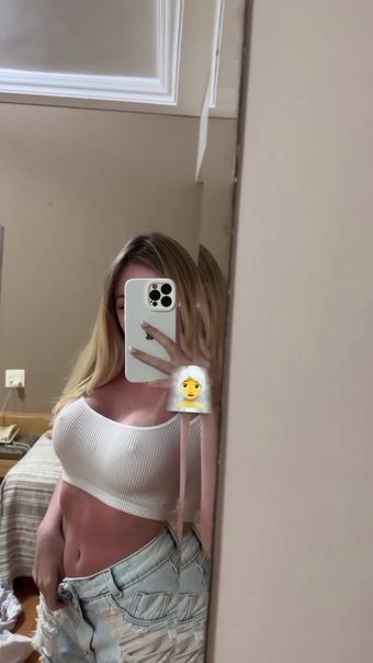 kaarolzx Nude Leaks OnlyFans Photo 7