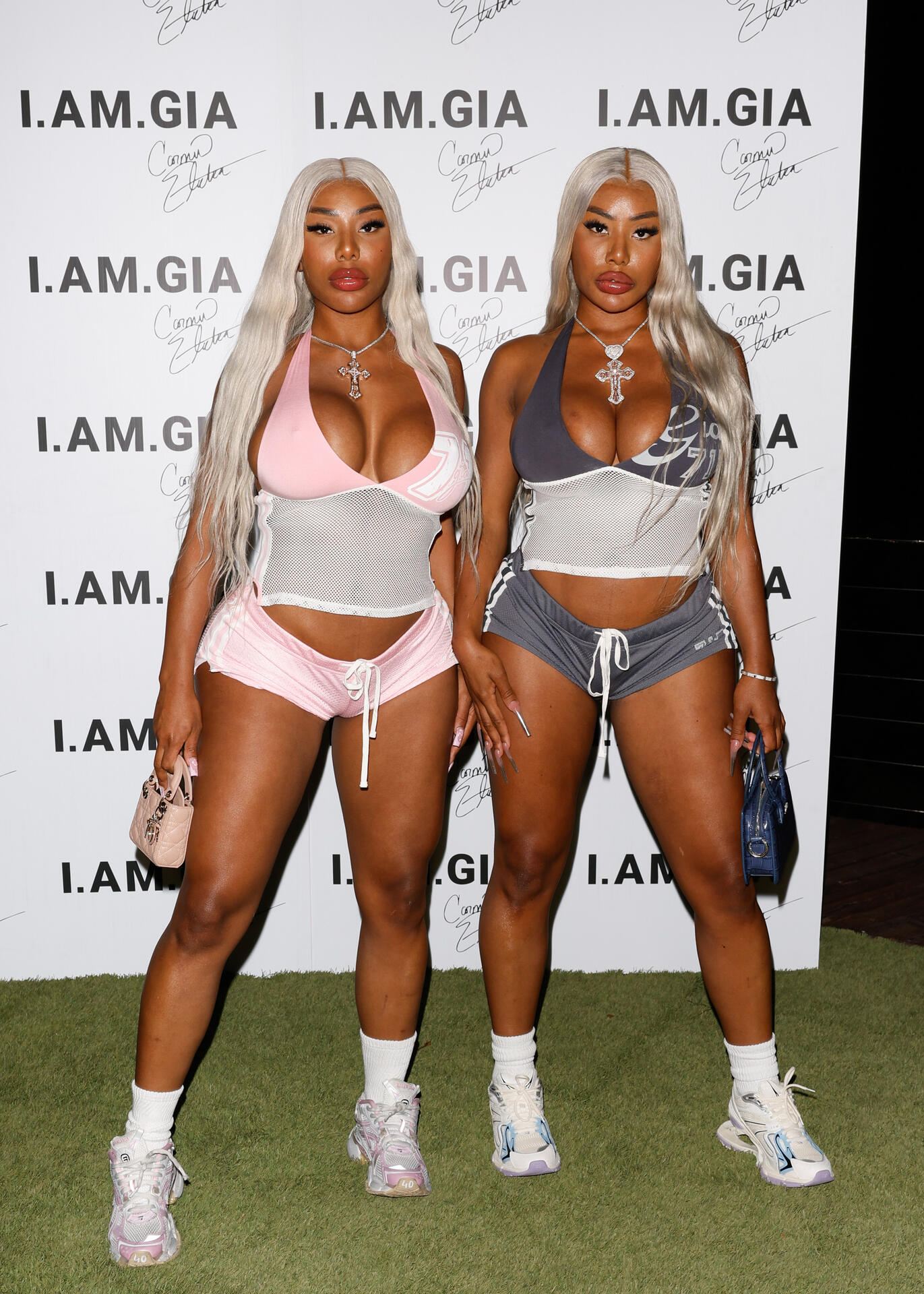 Clermont Twins / Theclermonttwins Nude OnlyFans Leaks 1