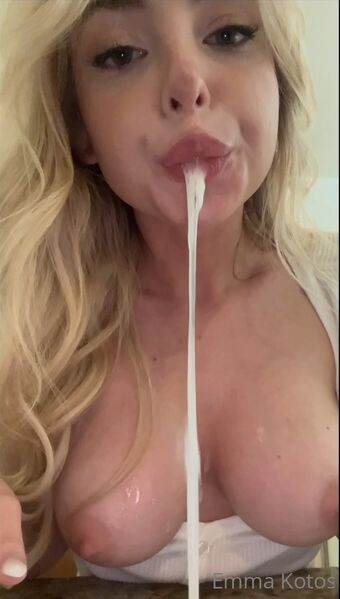 Emma Kotos Nude Leaks OnlyFans Photo 103