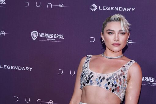 Florence Pugh Nude Leaks OnlyFans Photo 157
