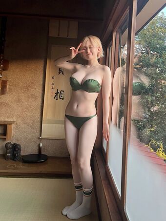 Ichika Miri Nude Leaks OnlyFans Photo 5