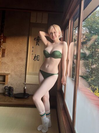 Ichika Miri Nude Leaks OnlyFans Photo 6