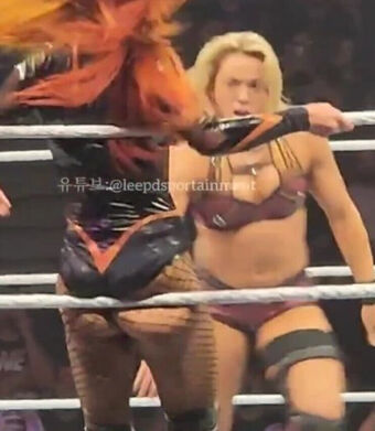 Becky Lynch Nude Leaks OnlyFans Photo 85