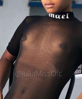 juliamissofc Nude Leaks OnlyFans Photo 21