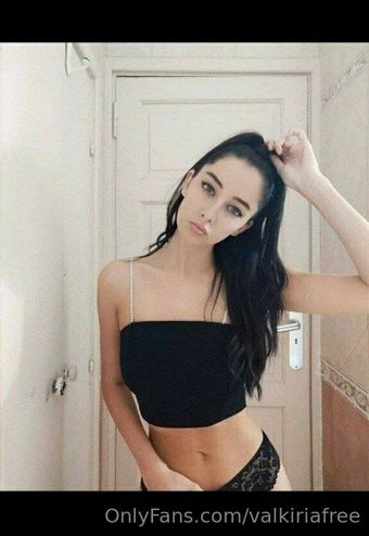 valkiriafree Nude Leaks OnlyFans Photo 14