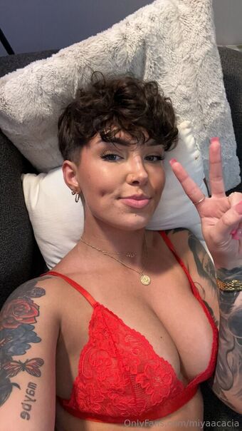 miyaacacia Nude Leaks OnlyFans Photo 22