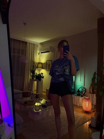 Ecem Karavus Nude Leaks OnlyFans Photo 19