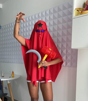 Alice Carvalho Nude Leaks OnlyFans Photo 2