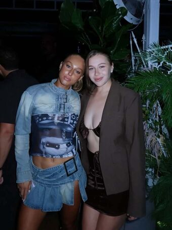 Amanda Anisimova Nude Leaks OnlyFans Photo 33