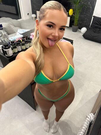 americancurvess Nude Leaks OnlyFans Photo 4