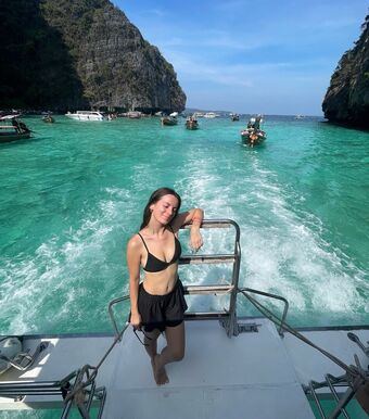 Bella James Nude Leaks OnlyFans Photo 39