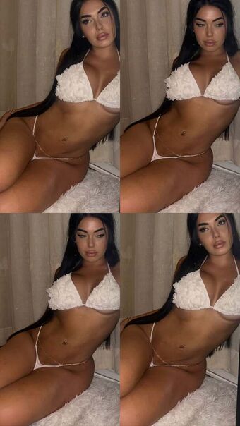 Carla Alvarez Nude Leaks OnlyFans Photo 14