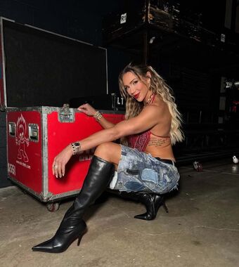 Charlotte Flair Nude Leaks OnlyFans Photo 274