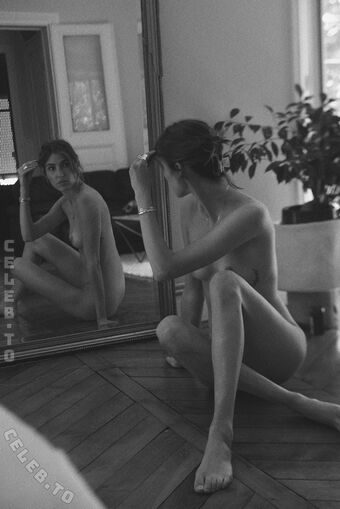 Charlotte Sidonie Nude Leaks OnlyFans Photo 17