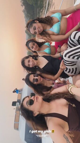 Chinki Minki Nude Leaks OnlyFans Photo 1