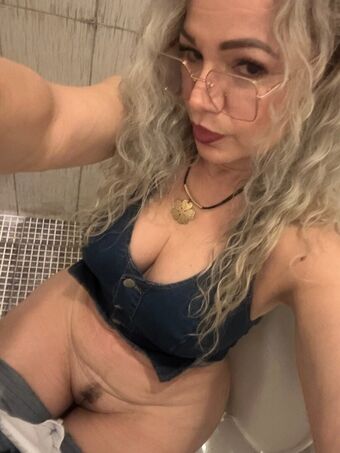 Crizalida Matute Nude Leaks OnlyFans Photo 36