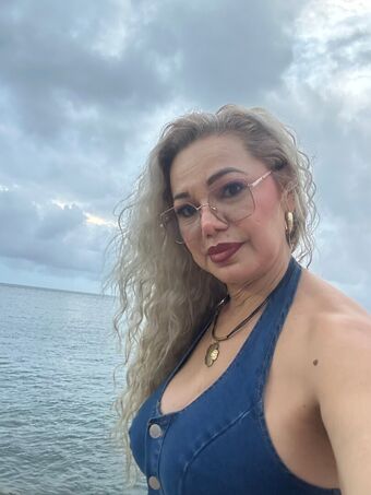 Crizalida Matute Nude Leaks OnlyFans Photo 33