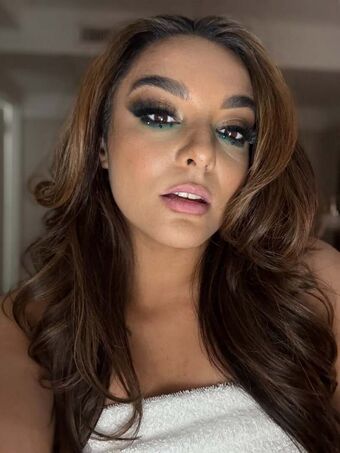 Deonna-purrazzo Nude Leaks OnlyFans Photo 344