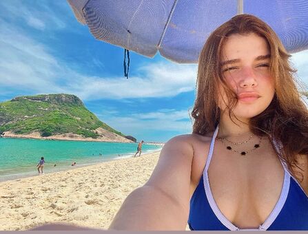 Deza Ribeiro Nude Leaks OnlyFans Photo 2