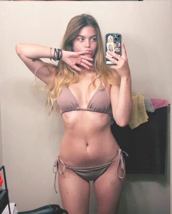 Emma Beardsley Nude Leaks OnlyFans Photo 1