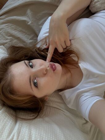 Evelynn Nude Leaks OnlyFans Photo 37