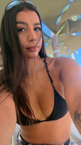 Iasmin Rodrigues Nude Leaks OnlyFans Photo 70