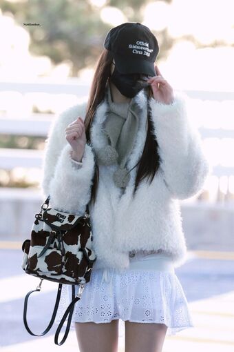 Jang Won-young Nude Leaks OnlyFans Photo 1578