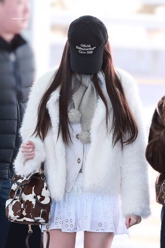 Jang Won-young Nude Leaks OnlyFans Photo 1576