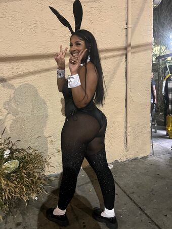 Juicy Cloture Nude Leaks OnlyFans Photo 7