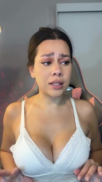 Julia Alvarenga Nude Leaks OnlyFans Photo 45