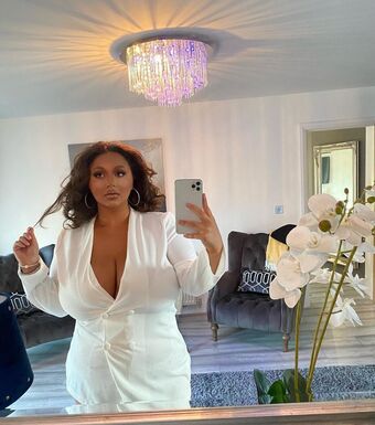 Leah Allsop Nude Leaks OnlyFans Photo 37