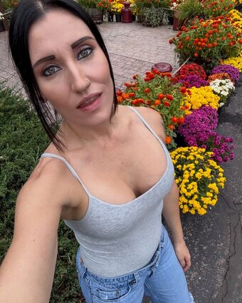 Lesley Cusumano Nude Leaks OnlyFans Photo 17