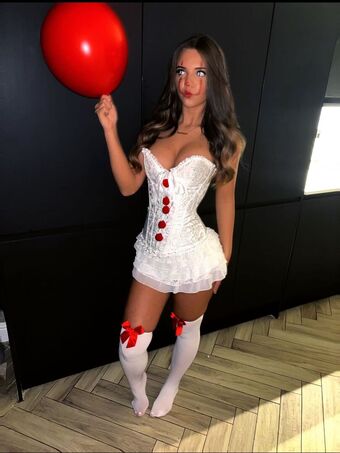 Lexi Barrington Nude Leaks OnlyFans Photo 1