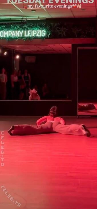 Lina Valeska Nude Leaks OnlyFans Photo 243