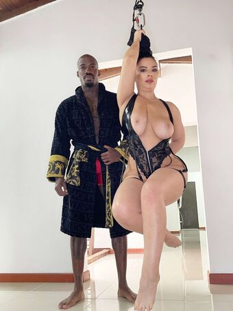 Miss Raissa Nur Nude Leaks OnlyFans Photo 27