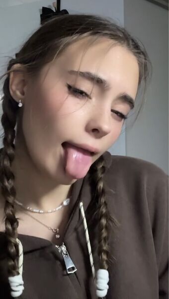 Nad_y_u_sha Nude Leaks OnlyFans Photo 3