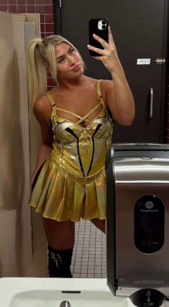 Olena Sadovska Nude Leaks OnlyFans Photo 94