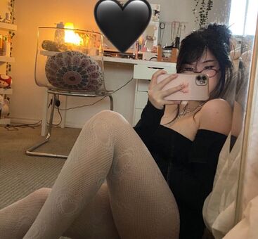 puff1es Nude Leaks OnlyFans Photo 2